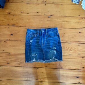 American Eagle mini skirt